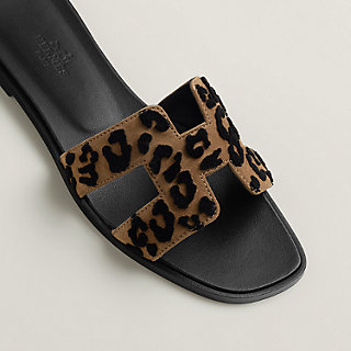 【HERMES】H242141Z E5350 Brun Fume / Noir サンダル・ミュール Oran sandal | Hermès Poland